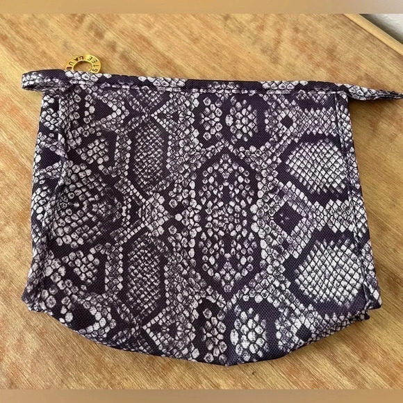 Estee Lauder Cosmetic Makeup Bag Zipper Pouch Travel Purple Snakeskin. - Picture 2 of 5